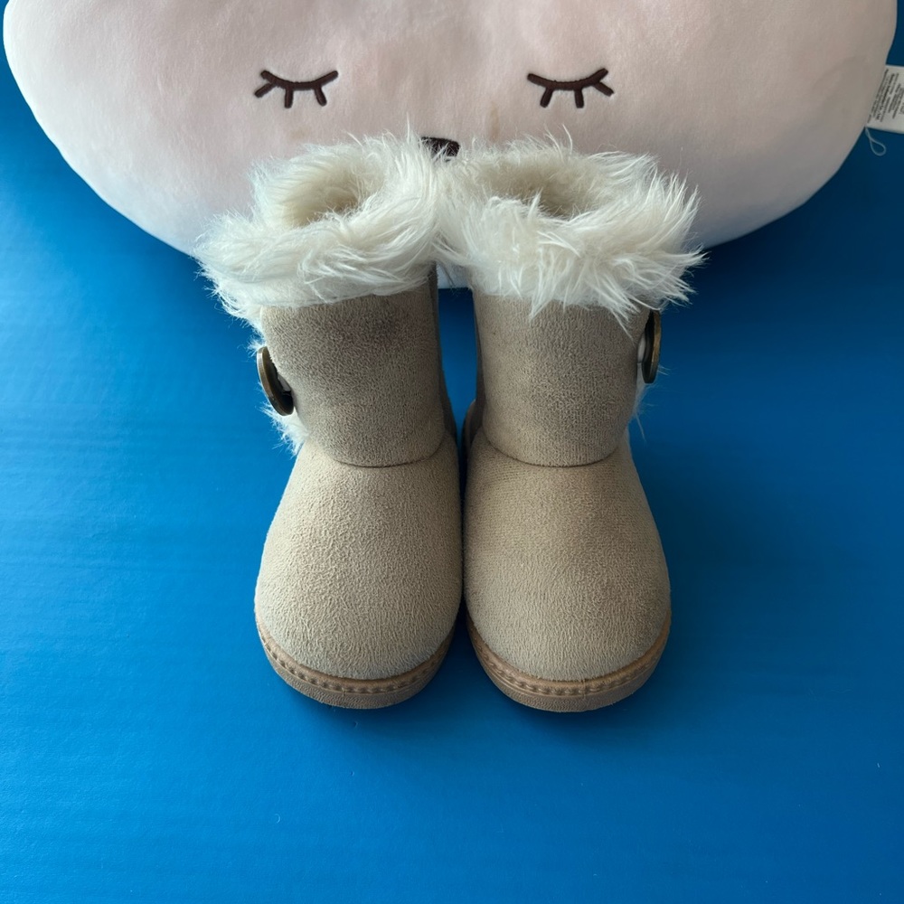 Toddler boots girls size： 7